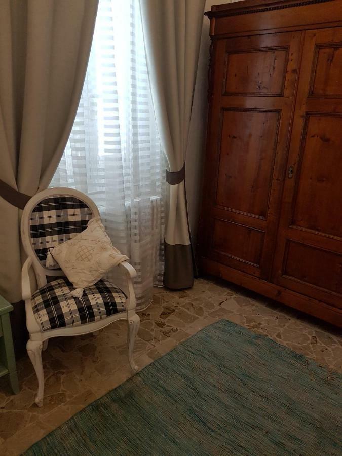 Casa Oliver ลุคคา ภายนอก รูปภาพ